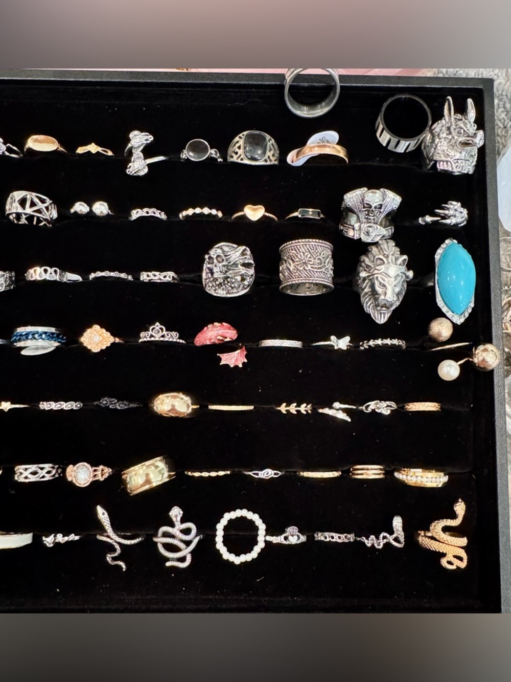 50 Fashion Rings 💍 Mystery Lot | Gold & Silver Tone | Reseller Bundle | $29 WOW - Picture 10 of 16